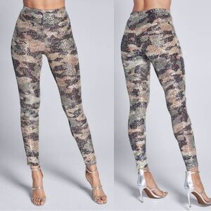 New VENUS Sequin Camo Stretch Leggings